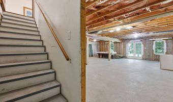 10804 E State Road 58, Bloomfield, IN 47424