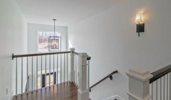 37 Primrose Ln, Cromwell, CT 06416