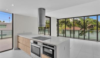 9901 W Bay Harbor Dr 304, Bay Harbor Islands, FL 33154