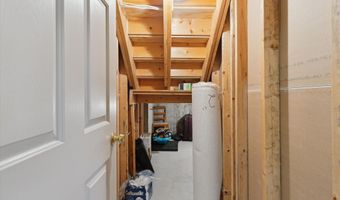 4170 Riverview Dr, Alma, MI 48801