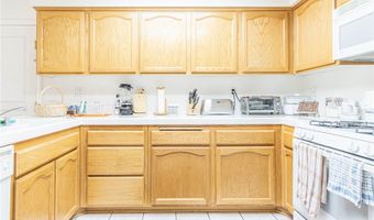 19581 Saint Andrews Way, Apple Valley, CA 92308