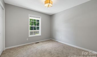 76 Selwyn Rd, Asheville, NC 28806
