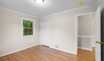7100 OLD CHAPEL Dr, Bowie, MD 20715