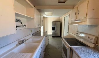 117 S Elm St, Adams, WI 53910