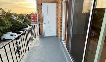 5009 D St SE 303, Washington, DC 20019