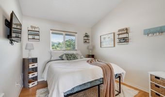 137 S PACIFIC St 13, Rockaway Beach, OR 97136