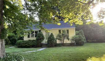4 Elgin Ave, Bethel, CT 06801
