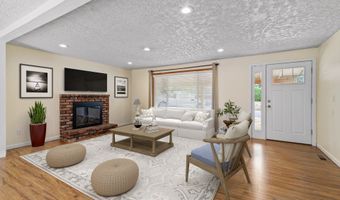 11300 FINNEGANS Way, Oregon City, OR 97045