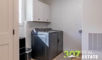 1337 Wyoming Ave, Cody, WY 82414