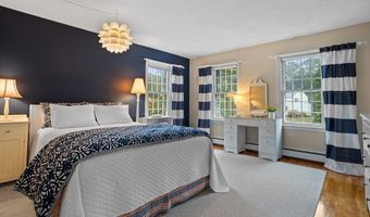 19 Lincoln Dr, Acton, MA 01720