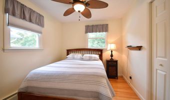 54 Faith St, Burlington, VT 05408
