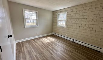 17 Meadow Ln, Allenstown, NH 03275