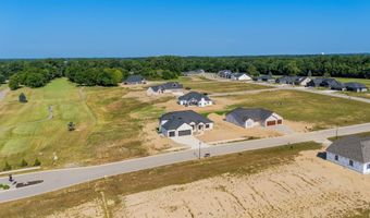 2217 Golfview Dr, Auburn, IN 46706