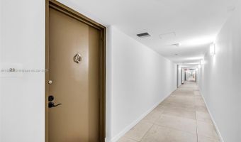 20367 W Country Club Dr L25, Aventura, FL 33180