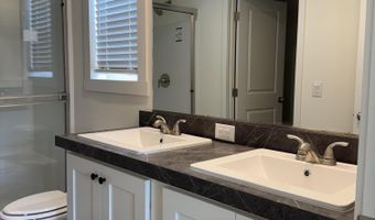1 Corral Ln #38, Ashland, OR 97520