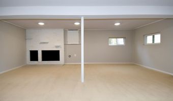 6319 TONE Ct, Bethesda, MD 20817