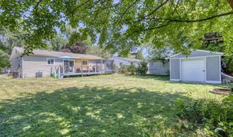 1113 Summer St, Algonac, MI 48001