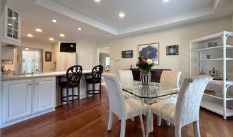 39 Wickendon Ct, Amherst, NY 14221