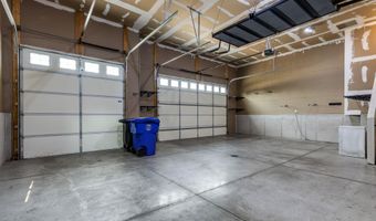 5644 N SUMMERLAND Dr, Appleton, WI 54913