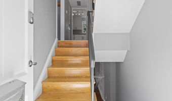 3390 WHIPPLE Ct, Annandale, VA 22003