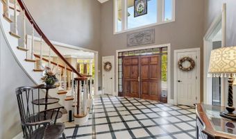 3300 Kuliga Park Dr, Cincinnati, OH 45248