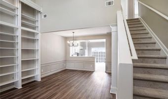 2911 Commonwealth Cir, Alpharetta, GA 30004