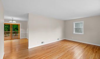 7100 OLD CHAPEL Dr, Bowie, MD 20715