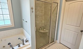 706 N Haven Pl, Brandon, MS 39047
