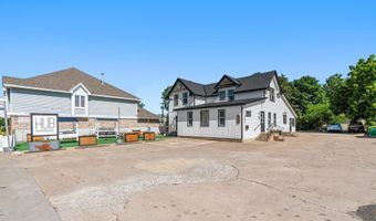623 E Main St, Anoka, MN 55303