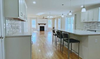 25 Damato Way, Agawam, MA 01001