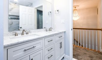 5016 IVORY WALTERS Ln SE, Washington, DC 20019