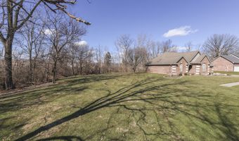 8896 Classic View Dr, Indianapolis, IN 46217