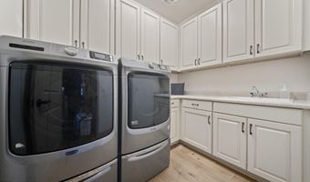 92 ALMARTE Dr, Carefree, AZ 85377