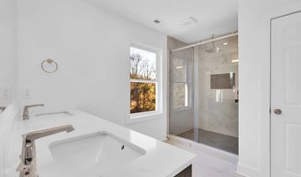 10510 WHITE CLOVER Ter, Potomac, MD 20854