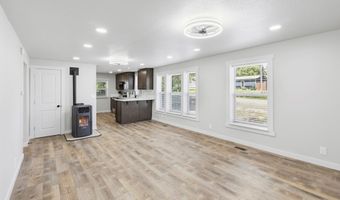 311 N School St, Cascade, ID 83611