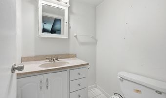 201 Pacific Ave, Barnegat, NJ 08005