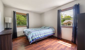 517 S Hubbard St, Algonquin, IL 60102