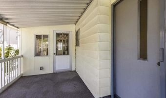 8975 Lawrence Welk 2, Escondido, CA 92026