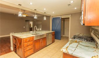 3800 SW Hollowbrook St, Bentonville, AR 72713