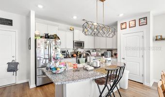105 Grange Ln, Beaufort, SC 29907