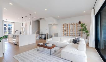 43420 GRANDMOORE St, Ashburn, VA 20148