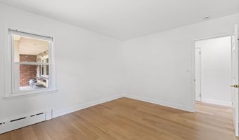 11 Gregory Rd, Cos Cob, CT 06807