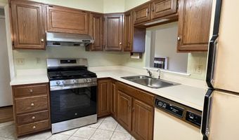 21 Windsor Ln, Cos Cob, CT 06807