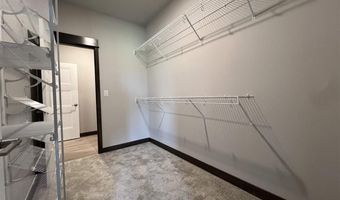 1232 Berkshire Ln, North Liberty, IA 52317