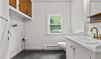 695 Brewster St, Coventry, CT 06238