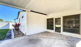 13426 PALM Dr, Astatula, FL 34705