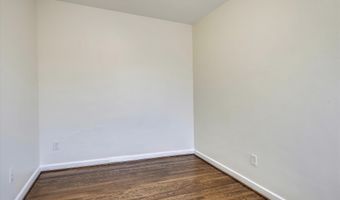 2502 LANGSTON Blvd 2, Arlington, VA 22201