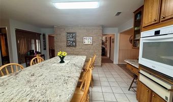 302 Poplar St, Hico, TX 76457