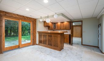 970 Cramton Ave NE, Ada, MI 49301