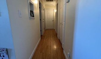 471 Autry St, Batesburg Leesville, SC 29006